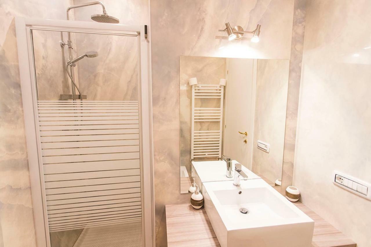 Garibaldi33 Hotel Avezzano Bagian luar foto